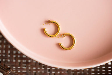 Chunky Medium Gold Hoop Earrings